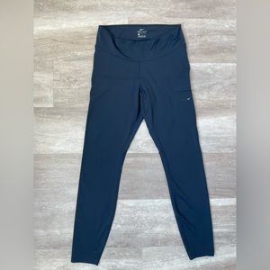 Nike dri fit, size L, navy leggings, with thigh pocket